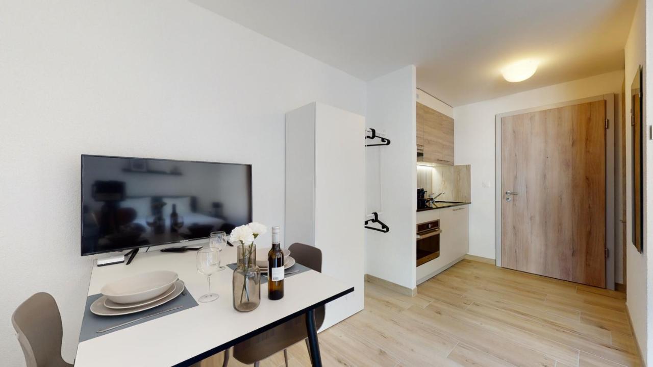 Nonanteneuf Appart Hotel Aigle - Contactless Check-In Luaran gambar