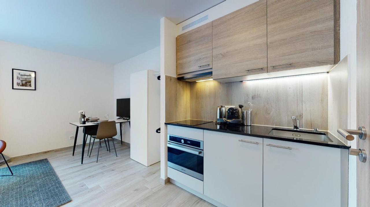 Nonanteneuf Appart Hotel Aigle - Contactless Check-In Luaran gambar