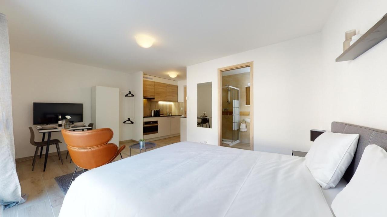 Nonanteneuf Appart Hotel Aigle - Contactless Check-In Luaran gambar