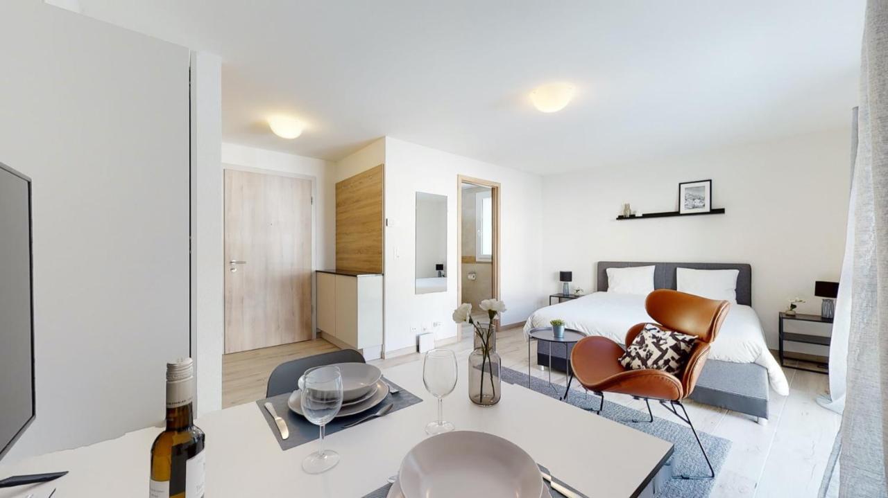 Nonanteneuf Appart Hotel Aigle - Contactless Check-In Luaran gambar